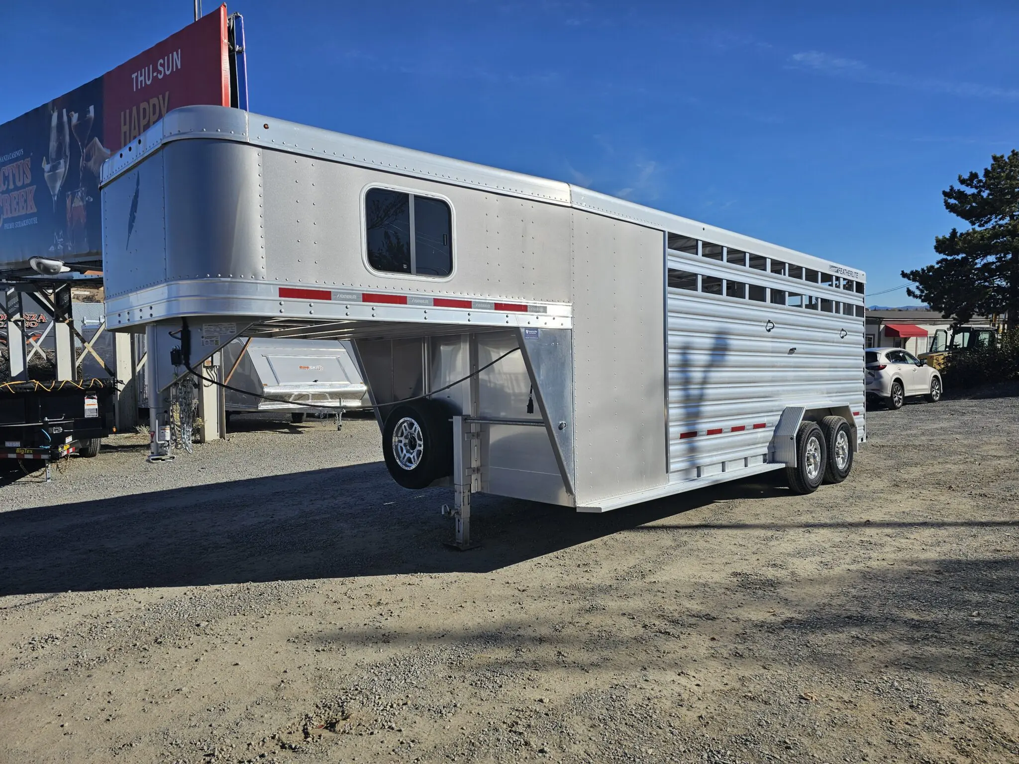 2023 Featherlite 8413 7'x20' Stock Trailer - Image 5