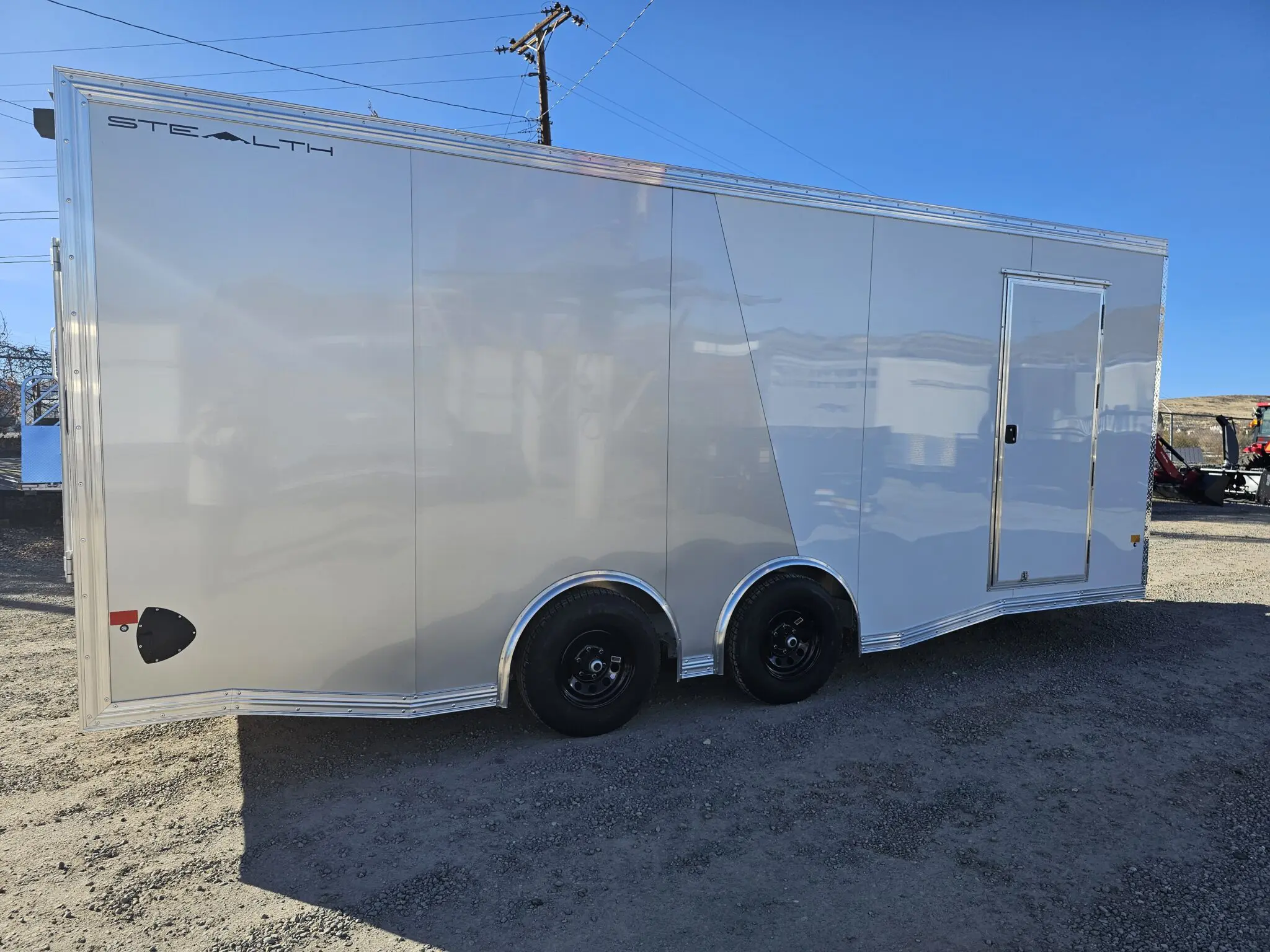 2026 CargoPro 8.5'x20' V-Nose Stealth Enclosed Car Hauler - Image 3