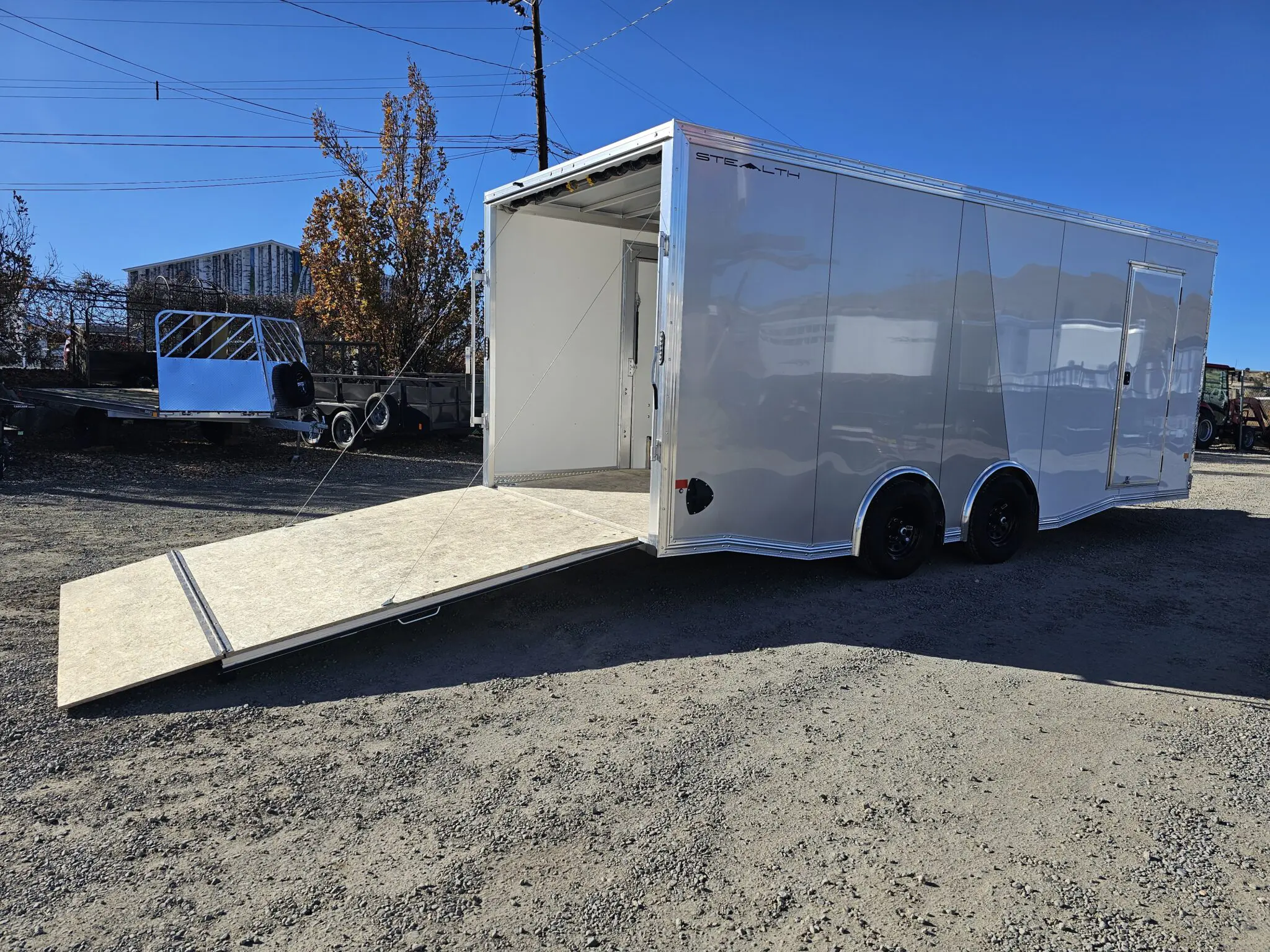 2026 CargoPro 8.5'x20' V-Nose Stealth Enclosed Car Hauler - Image 11