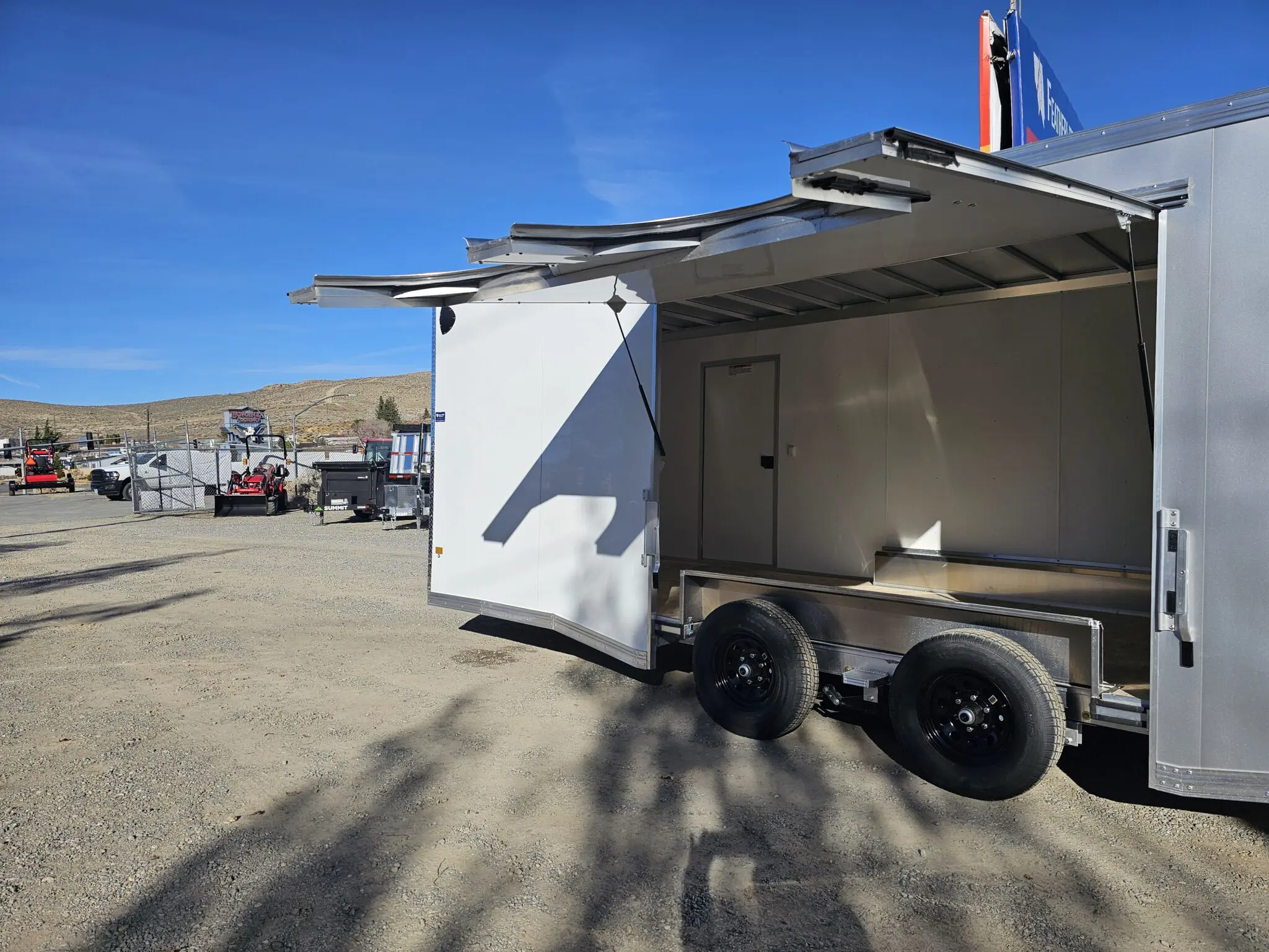 2026 CargoPro 8.5'x20' V-Nose Stealth Enclosed Car Hauler - Image 13